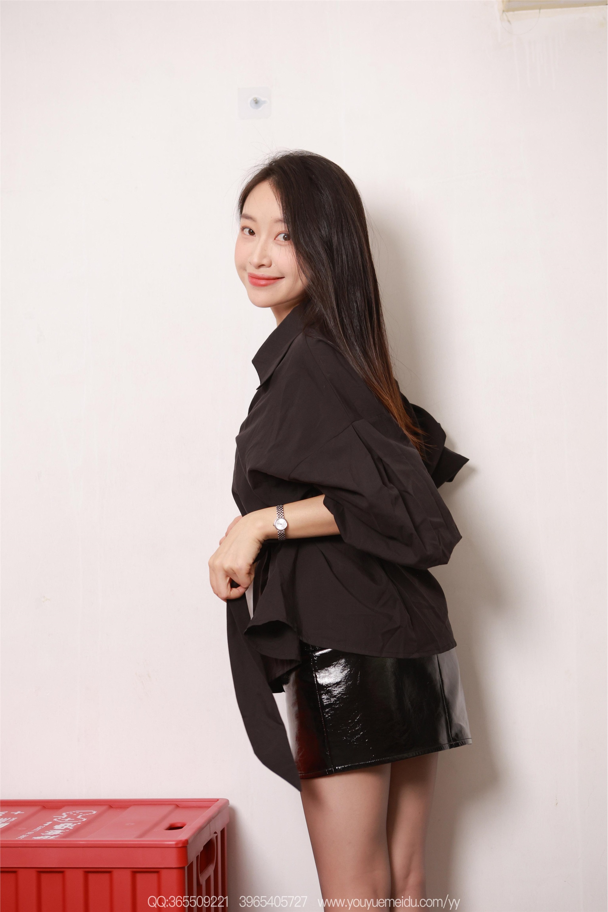 IESS异思趣向  2025.10.20 丝享家 2189 小婕《时尚女郎》